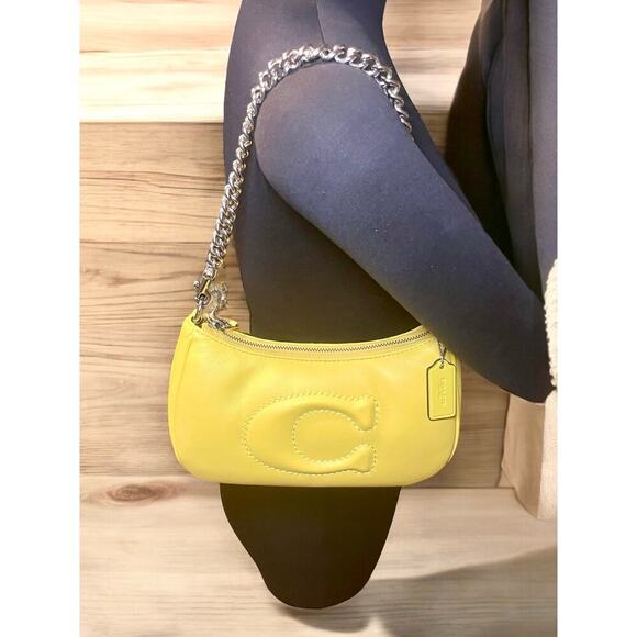 New With Tags Coach CJ608 Teri Shoulder Bag With Signature Quilting - Picture 6 of 12